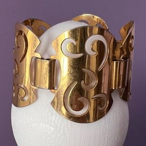 Sarah Coventry Gold Tone Bracelet